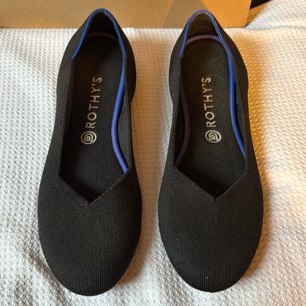 Rothy’s Size 11 Women Flats lightly worn Black
